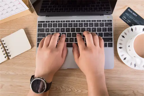 为什么自动黏贴到电脑