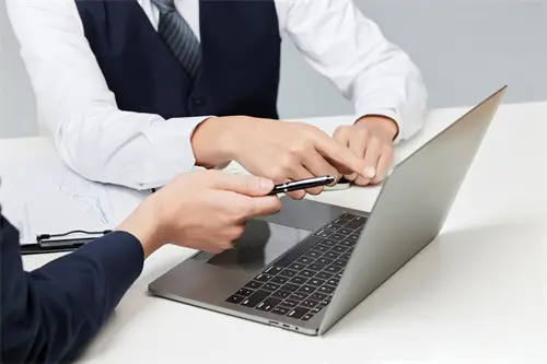 广告专业用什么电脑较好